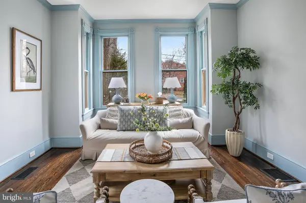 1506 N NICHOLAS ST, Arlington, VA 22205