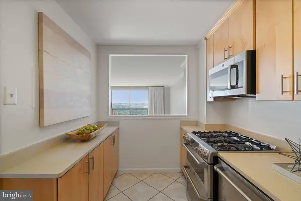 1200 N NASH ST N #1125, Arlington, VA 22209