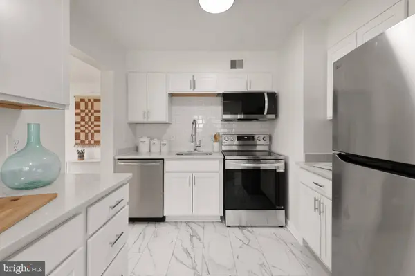 10211 CALUMET DR, Silver Spring, MD 20901