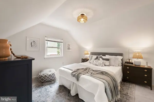 10211 CALUMET DR, Silver Spring, MD 20901