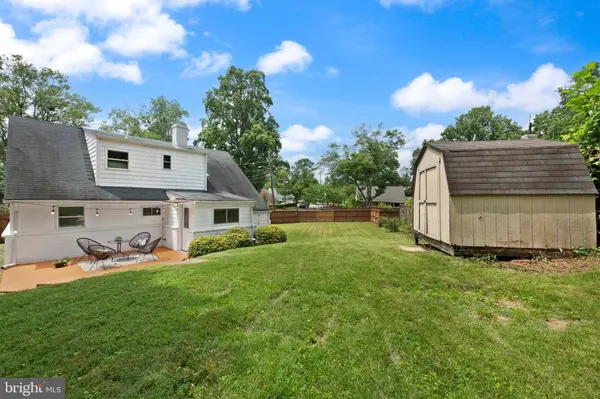 10211 CALUMET DR, Silver Spring, MD 20901