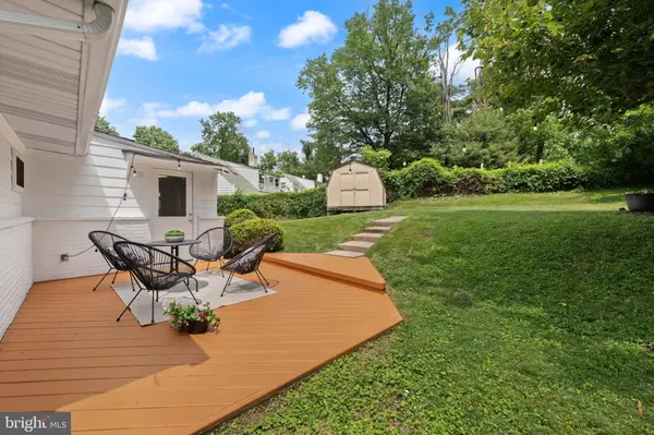 10211 CALUMET DR, Silver Spring, MD 20901