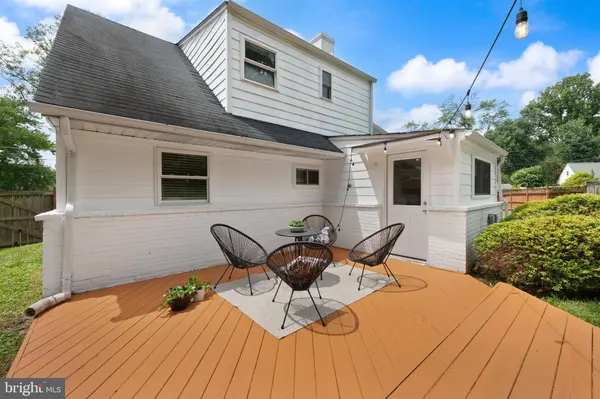 10211 CALUMET DR, Silver Spring, MD 20901