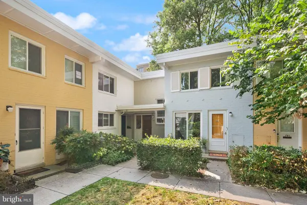 749 3RD ST SW #401, Washington, DC 20024