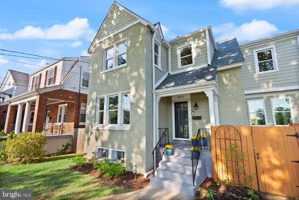 3811 SOUTH DAKOTA AVE NE, Washington, DC 20018