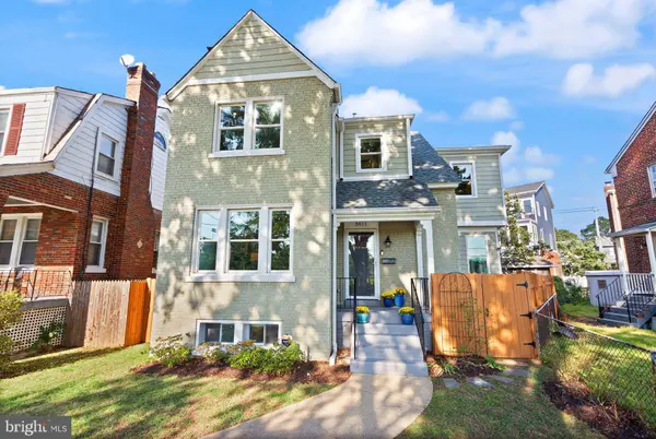 3811 SOUTH DAKOTA AVE NE, Washington, DC 20018