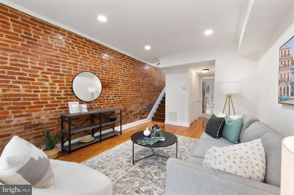 4829 41ST ST NW, Washington, DC 20016