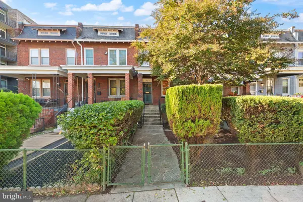 1427 MORSE ST NE, Washington, DC 20002