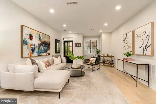 430 15TH ST SE, Washington, DC 20003