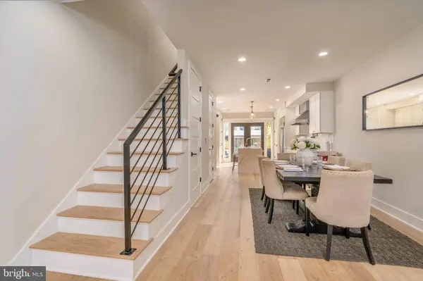 430 15TH ST SE, Washington, DC 20003