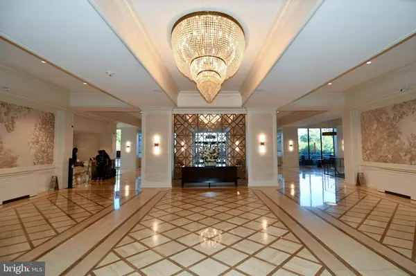 5225 POOKS HILL RD #222N, Bethesda, MD 20814