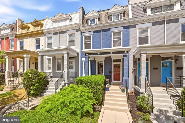 156 TODD PL NE, Washington, DC 20002