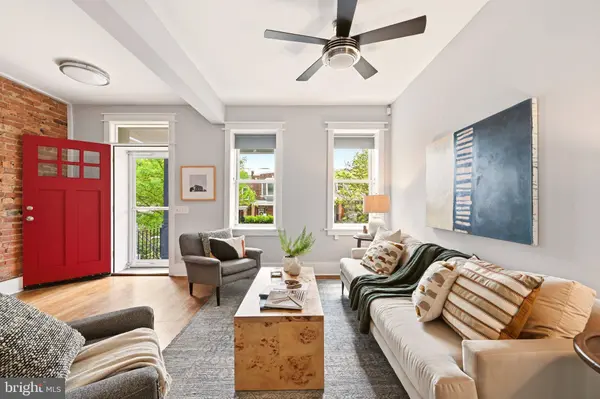 156 TODD PL NE, Washington, DC 20002