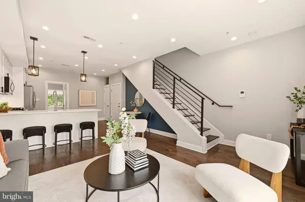 1824 D ST NE #3, Washington, DC 20002