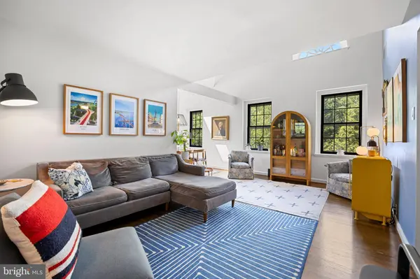 3811 NEWARK ST NW #E437, Washington, DC 20016