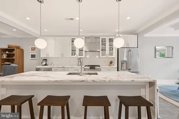 1705 BAY ST SE, Washington, DC 20003
