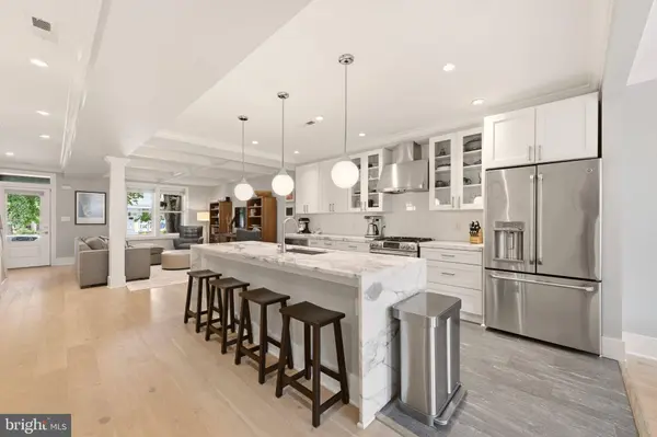 1705 BAY ST SE, Washington, DC 20003