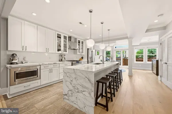 1705 BAY ST SE, Washington, DC 20003