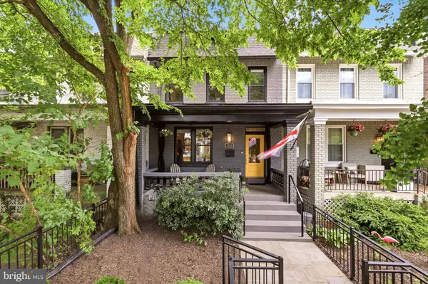 1705 BAY ST SE, Washington, DC 20003