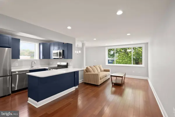 219 WEBSTER ST NE, Washington, DC 20011