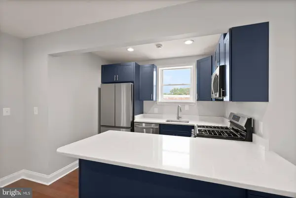 219 WEBSTER ST NE, Washington, DC 20011