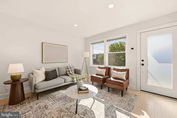 686 OGLETHORPE ST NE, Washington, DC 20011