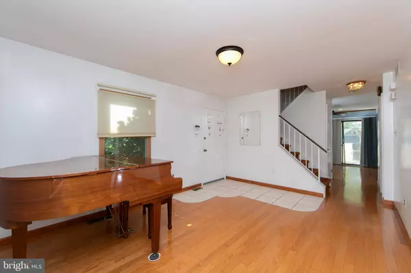 402 STATE ST, Cherry Hill, NJ 08002