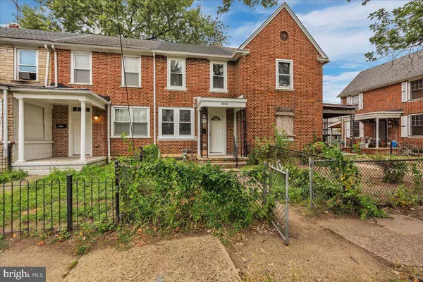 1065 IRONSIDE RD, Camden, NJ 08104