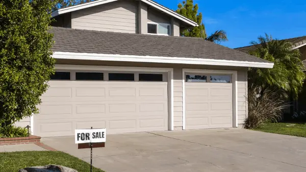 Listing Photos vs. In-Person Reality: Why Both Must Match to Sell Your Home