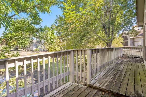 111 Dunbar Estates #501, Friendswood, TX 77546