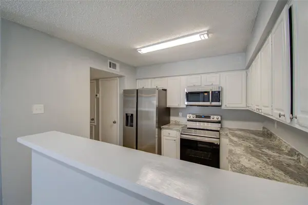 810 Dunson Glen DR #404, North Houston, TX 77090