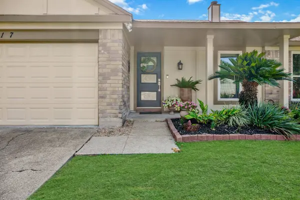 2717 Hot Springs DR, Pearland, TX 77584