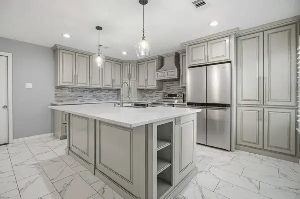 3714 Townes Forest RD, Friendswood, TX 77546