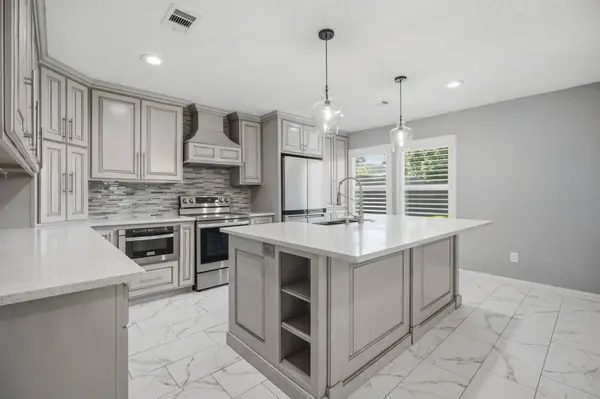 3714 Townes Forest RD, Friendswood, TX 77546