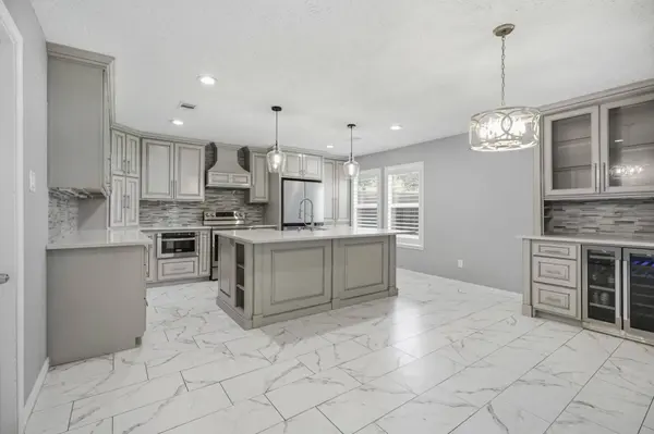 3714 Townes Forest RD, Friendswood, TX 77546
