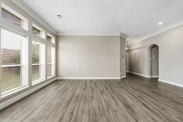 4151 S Nolan DR, Pearland, TX 77584