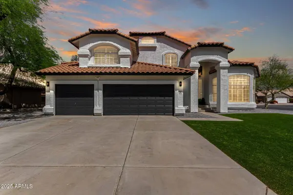706 W NIDO Circle, Mesa, AZ 85210
