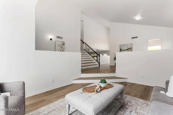 706 W NIDO Circle, Mesa, AZ 85210