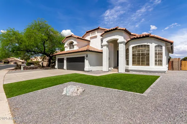 706 W NIDO Circle, Mesa, AZ 85210