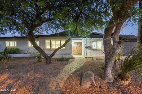 4233 N 86th Street, Scottsdale, AZ 85251