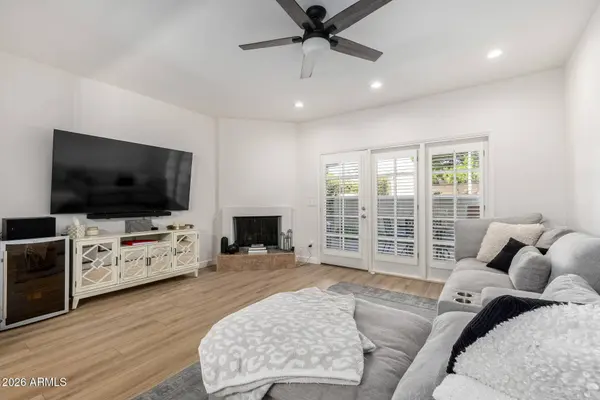 6232 N 30th Place, Phoenix, AZ 85016