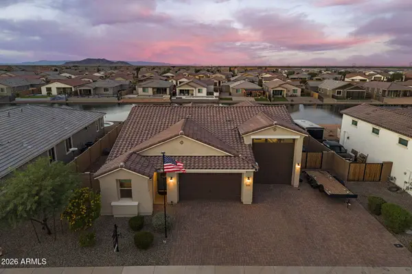 40392 W DESERT FAIRWAYS Drive