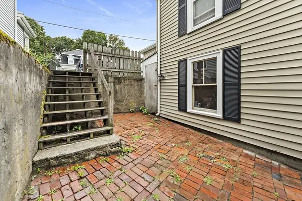 391 Commercial Street, Braintree, MA 02184