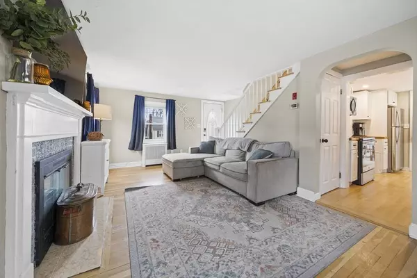 1210 Washington St, Abington, MA 02351