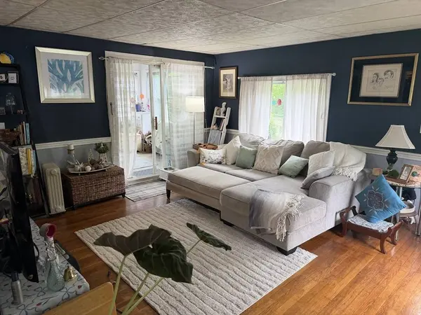 59 Howlands Ln, Kingston, MA 02364