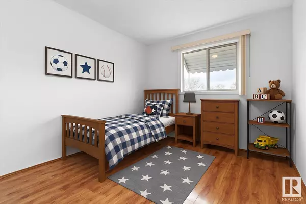 4522 54 AV, Tofield, AB T0B 4J0