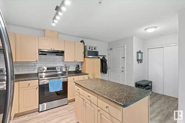 #125 70 WOODSMERE, Fort Saskatchewan, AB T8L 4R8