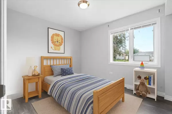 4819 52 ST, Redwater, AB T0A 2W0