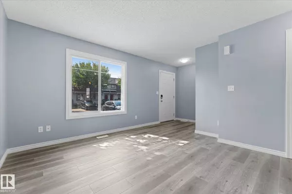 #40 1404 HERMITAGE RD NW, Edmonton, AB T5A 0P5