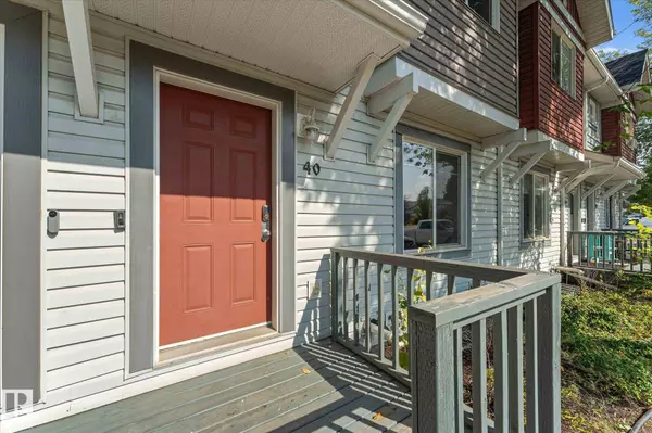 #40 1404 HERMITAGE RD NW, Edmonton, AB T5A 0P5